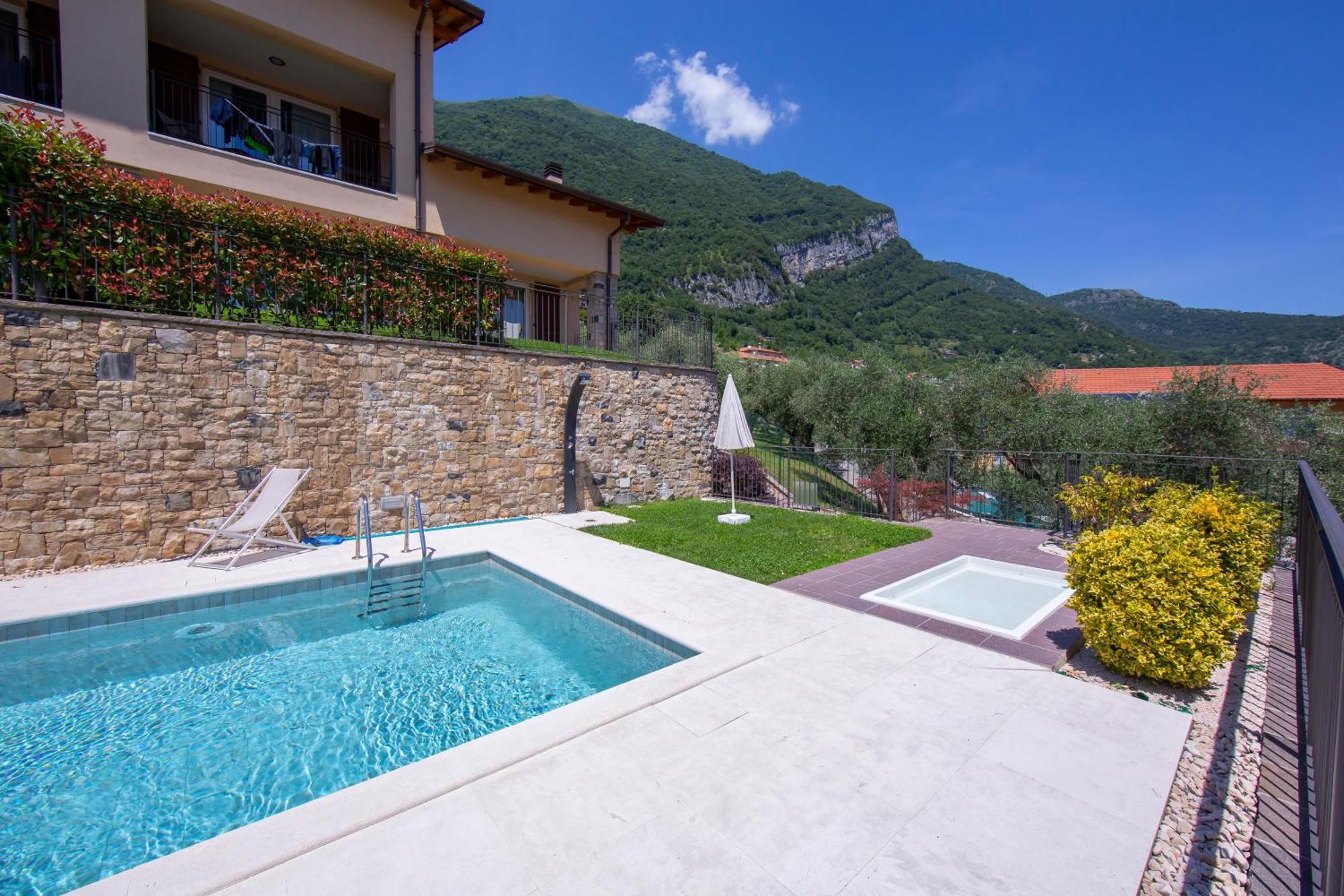 Como Lake Modern Apartament Ulivi Apartment Mezzegra Exterior foto